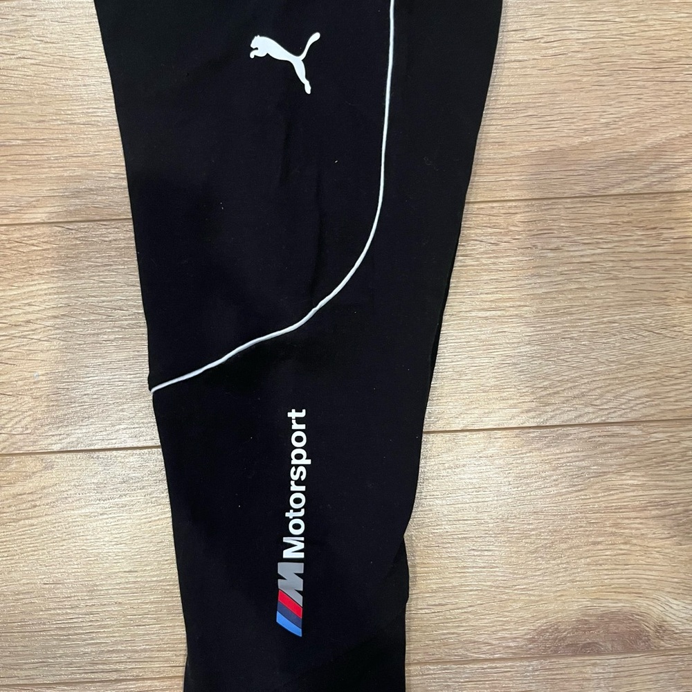 Women pumas BMW pants